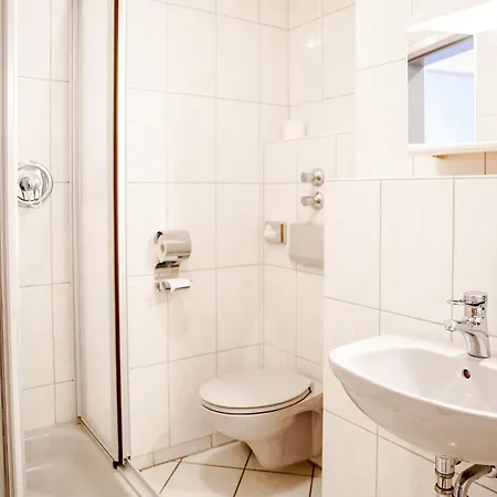 מלון Smart B&b2 Bb2 302 *