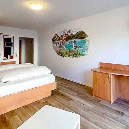 Smart B&b2 Bb2 302 מלון